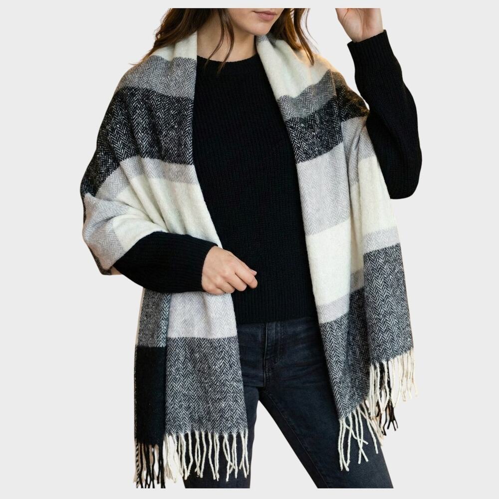 Madison 88 Blanket Scarf Gray Black Cream Colorblock Stripe Fringe